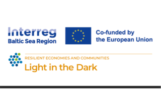 Euroopan unionin rahoituslogo ja Light in the dark -hankkeen logo.
