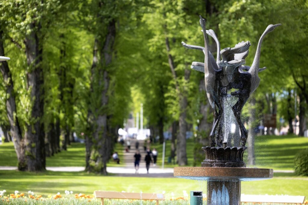 Ihastu Loviisanlahden merellisiin maisemiin ja moderniin puurakentamiseen kesän 2023 ykköstapahtumassa Asuntomessuilla Loviisassa