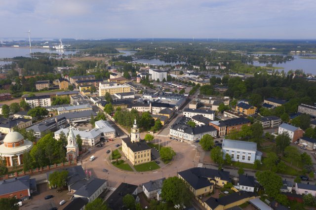 Haminan ympyräkaupunki ilmasta kuvattuna